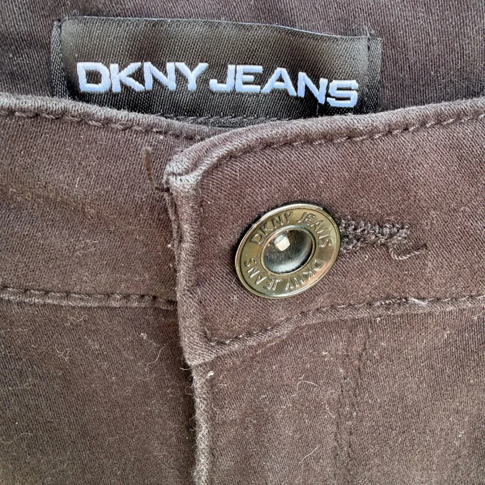 DKNY Jeans Womens Black Bermuda Denim Shorts Cuffed‎ Size 8 DJECD00012